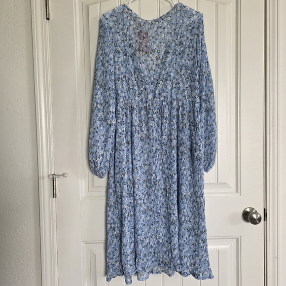 🔥5 FOR $25🔥NWT Lightweight Long Sleeve Blue Floral Stretchy Dress, XL - Picture 6 of 7